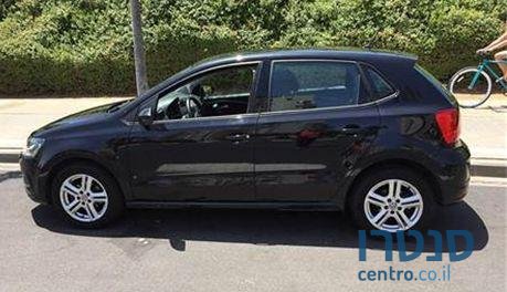 2015' Volkswagen Polo photo #1