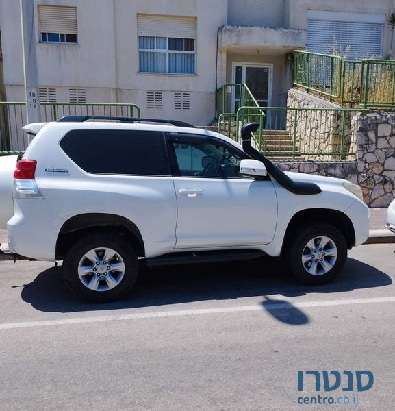 2011' Toyota Land Cruiser טויוטה לנד קרוזר photo #3