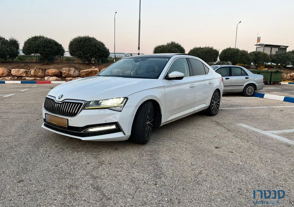 2020' Skoda Superb סקודה סופרב photo #1