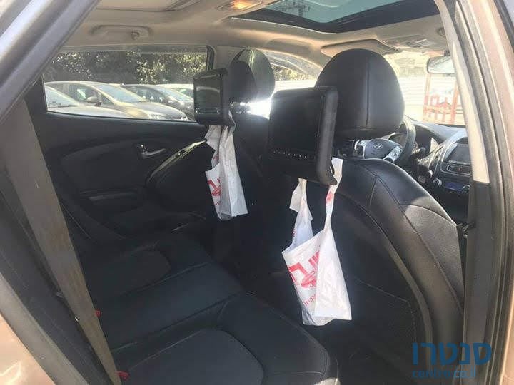 2013' Hyundai ix35 photo #4