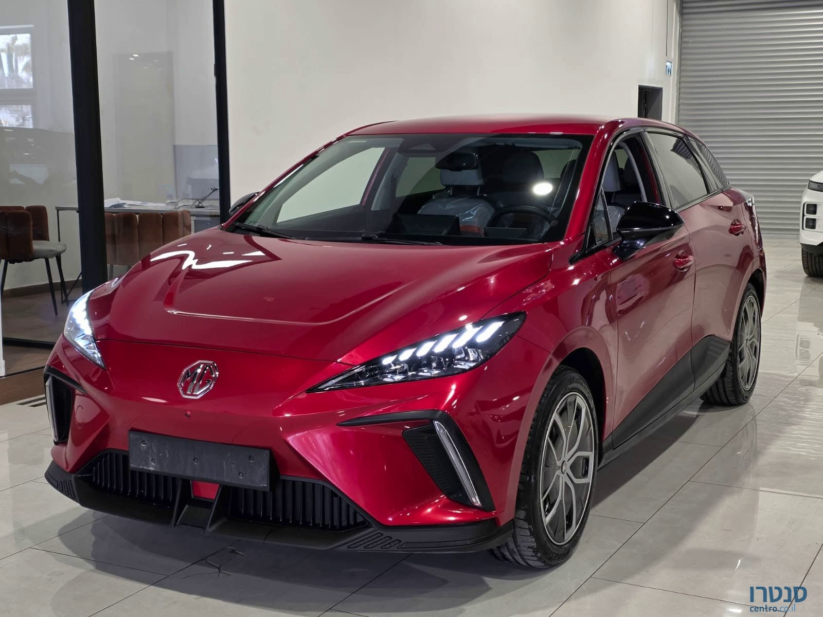 2024' MG 4CW photo #1