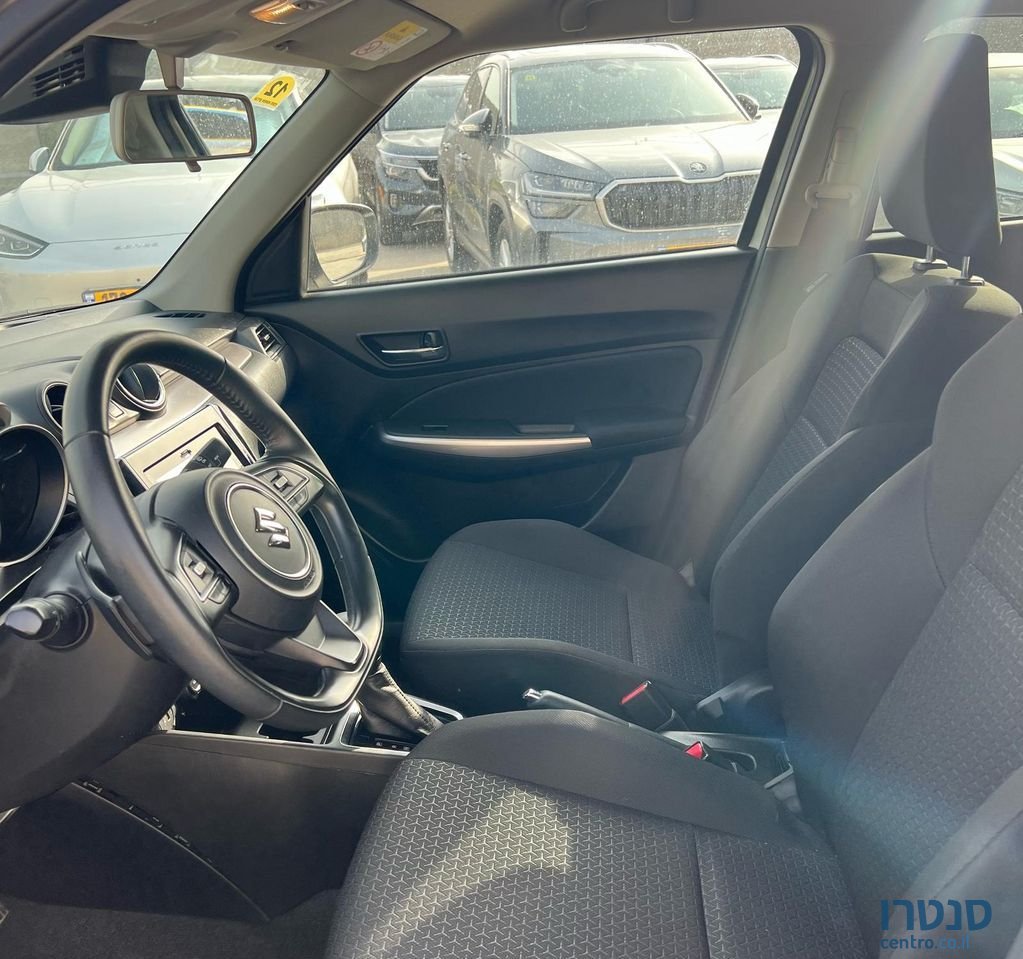2023' Suzuki Swift סוזוקי סוויפט photo #5
