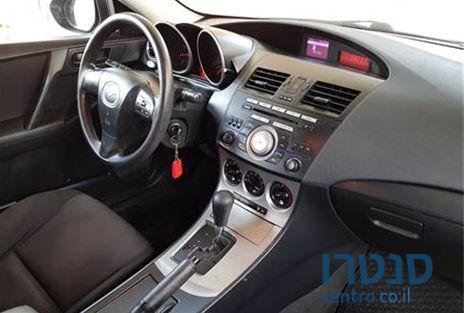 2009' Mazda 3 מאזדה 3 אקטיב photo #2