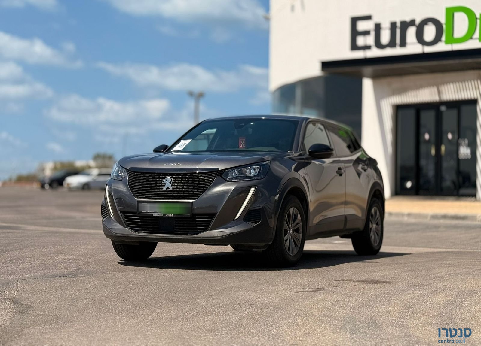 2023' Peugeot 2008 פיג'ו photo #1