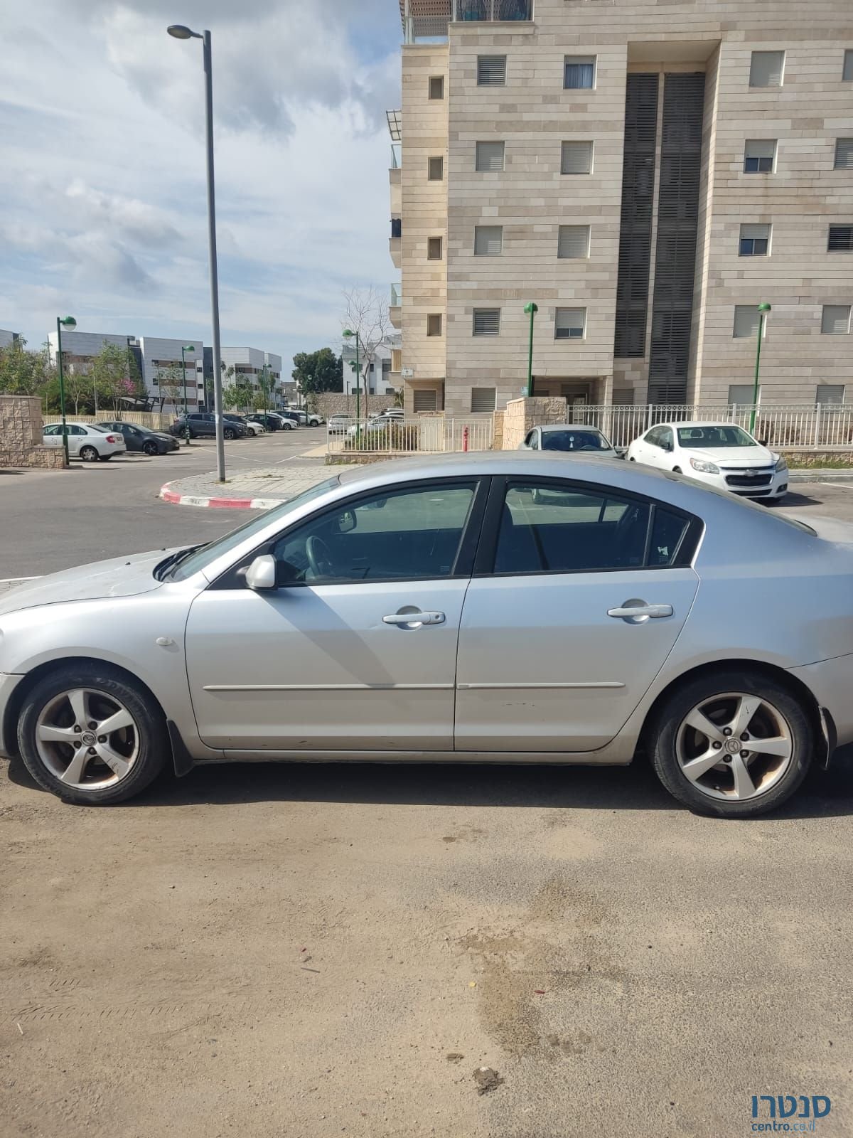 2004' Mazda 3 מאזדה photo #1