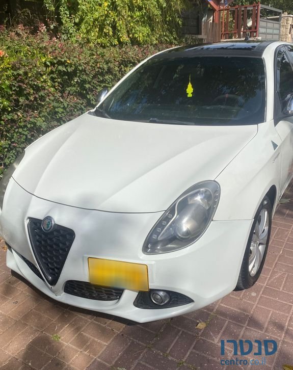 2014' Alfa Romeo Giulietta אלפא רומיאו ג'ולייטה photo #1