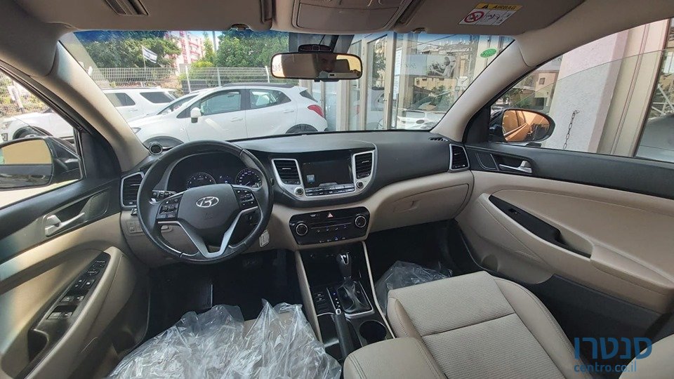 2017' Hyundai Tucson photo #3