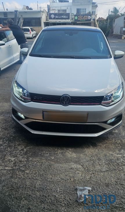 2015' Volkswagen Polo פולקסווגן פולו photo #3