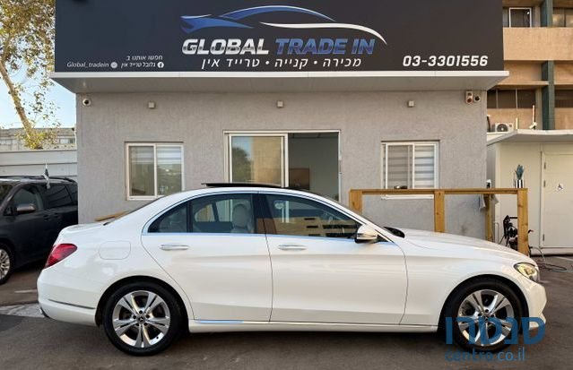 2017' Mercedes-Benz C-Class מרצדס-בנץ photo #1