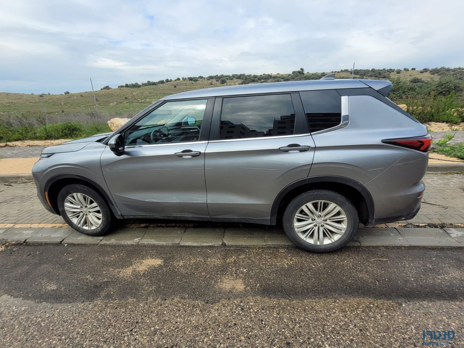 2021' Mitsubishi Outlander מיצובישי אאוטלנדר photo #2