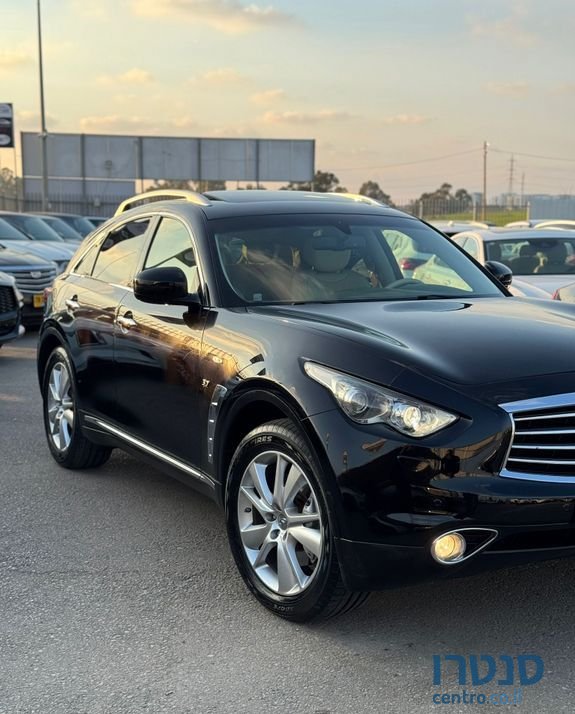 2016' Infiniti QX70 אינפיניטי photo #5