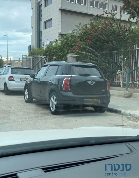 2010' MINI Countryman מיני קאנטרימן photo #3