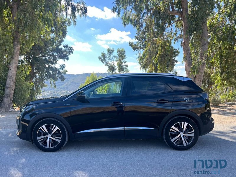 2022' Peugeot 3008 פיג'ו photo #2