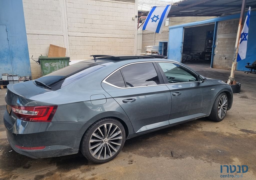 2017' Skoda Superb סקודה סופרב photo #6