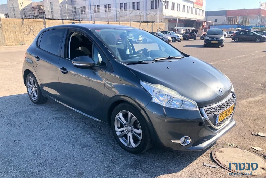 2014' Peugeot 208 פיג'ו photo #2