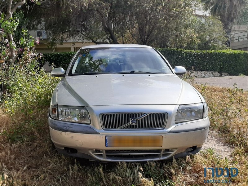 2002' Volvo S80 photo #5