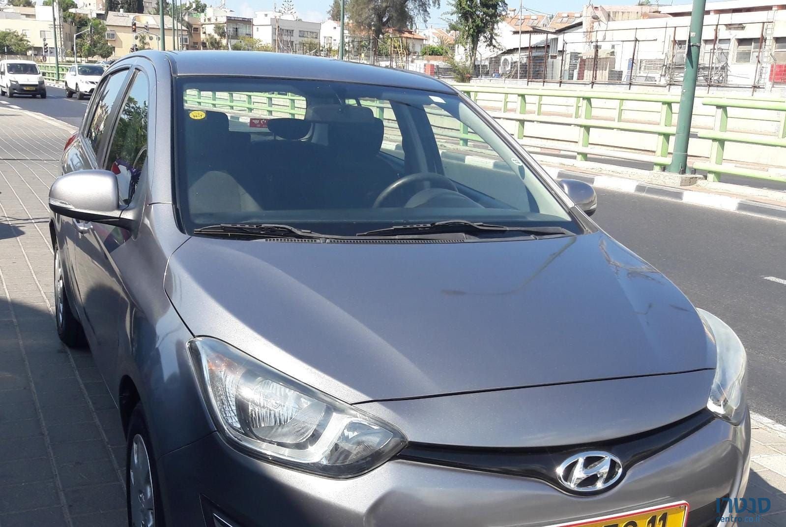 2013' Hyundai i20 יונדאי photo #2