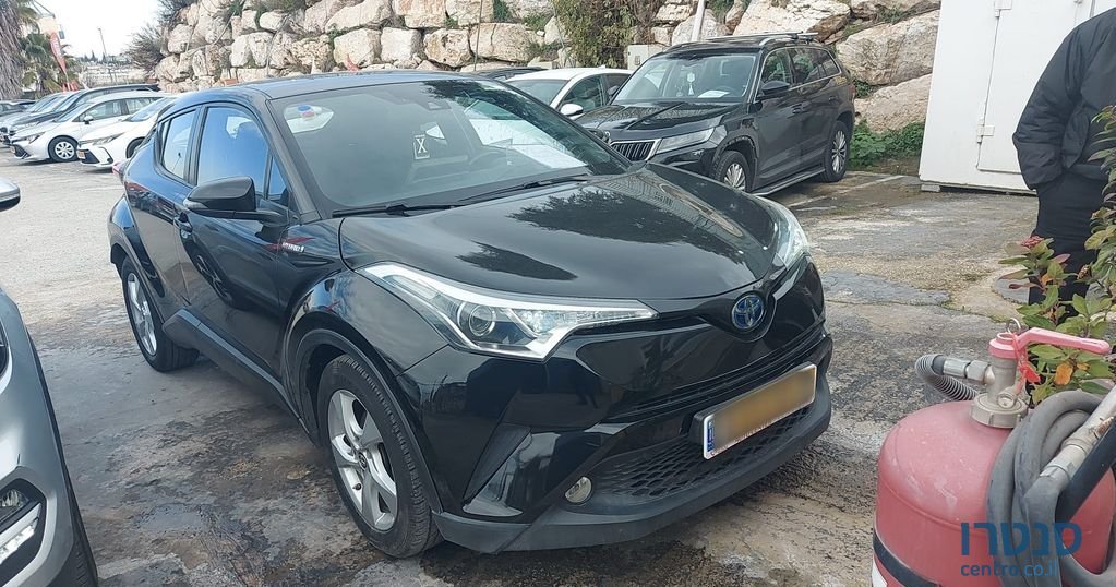 2019' Toyota C-HR טויוטה photo #1