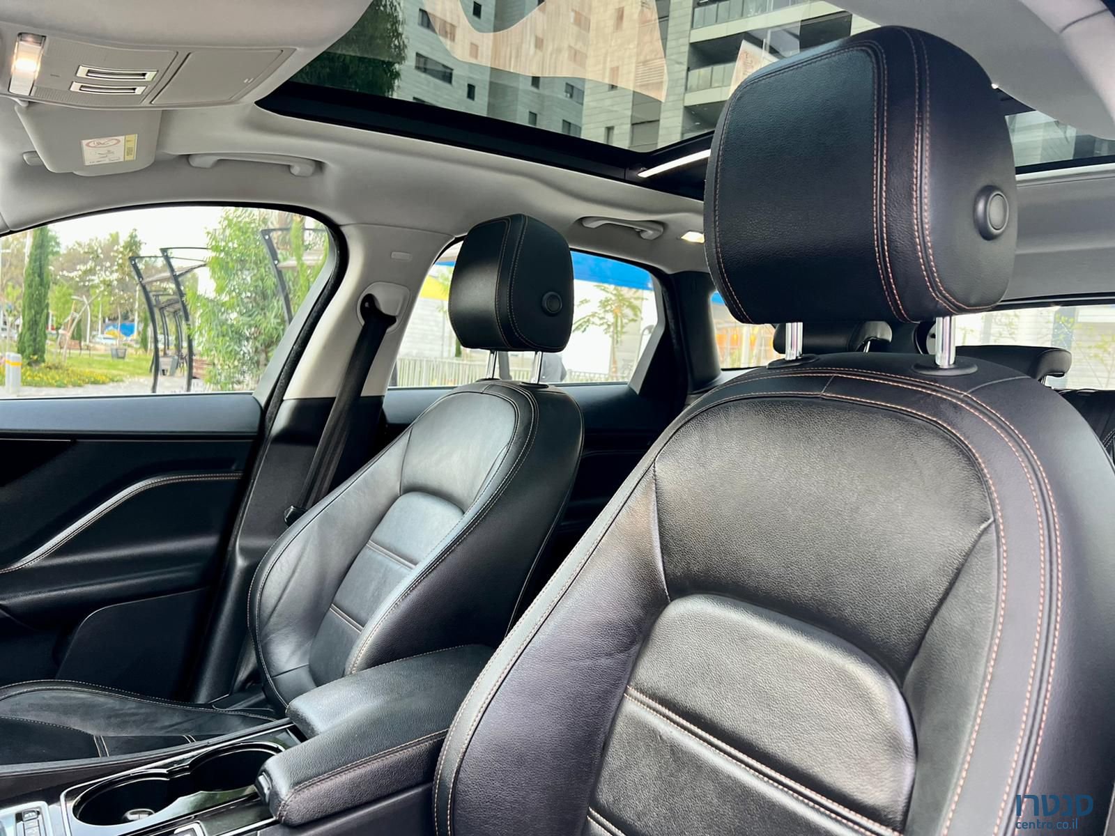 2017' Jaguar F Type יגואר photo #3