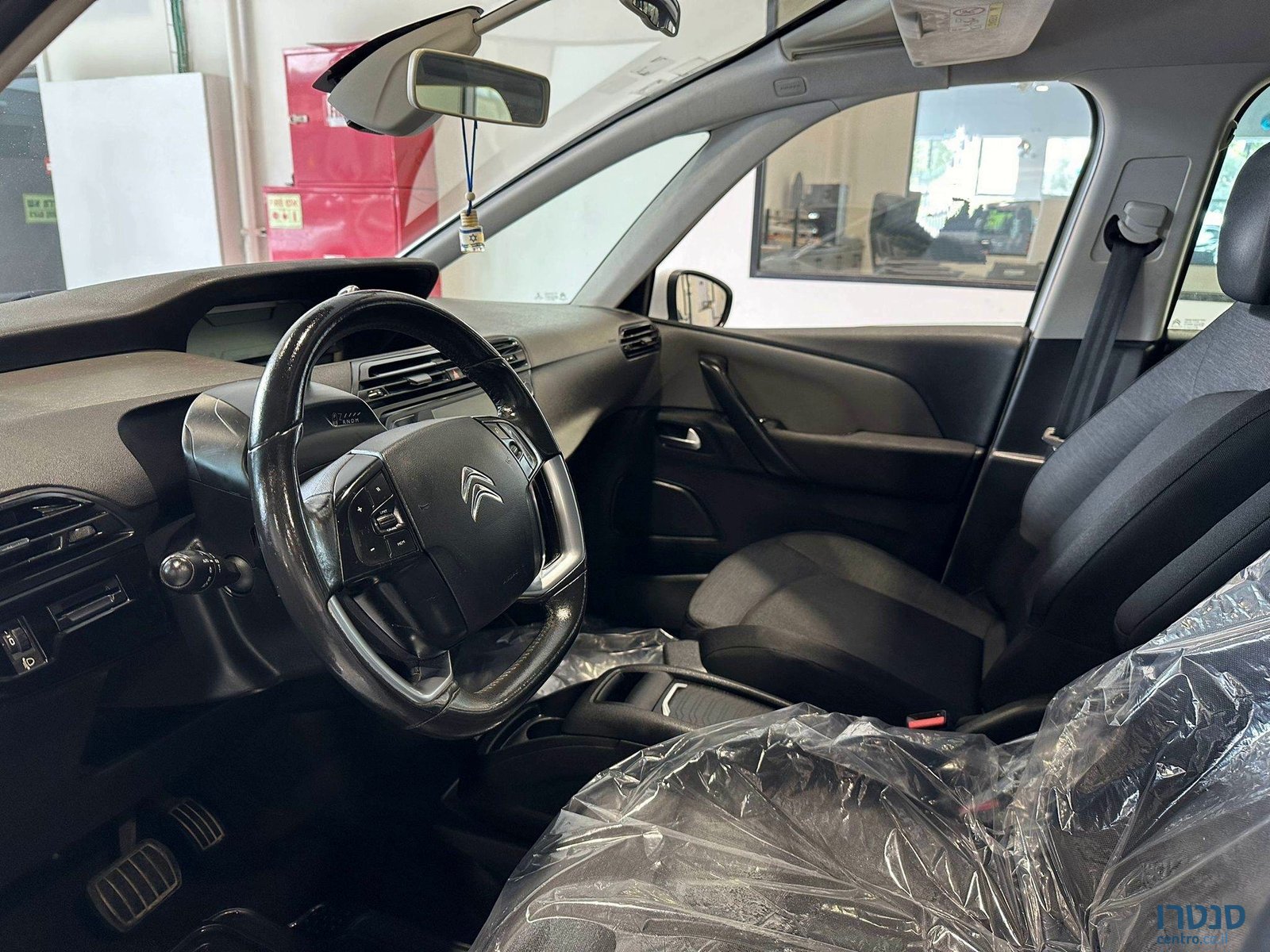 2017' Citroen C4 Picasso photo #5