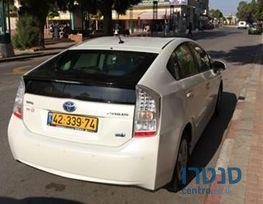 2011' Toyota Prius טויוטה פריוס photo #2