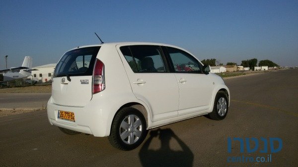 2007' Daihatsu Sirion photo #4