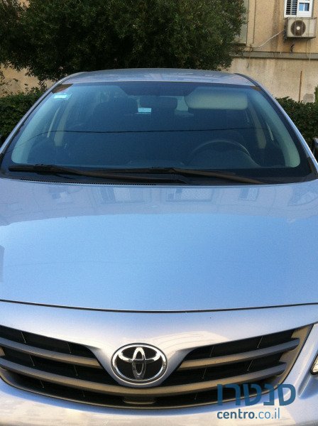 2012' Toyota Corolla photo #2