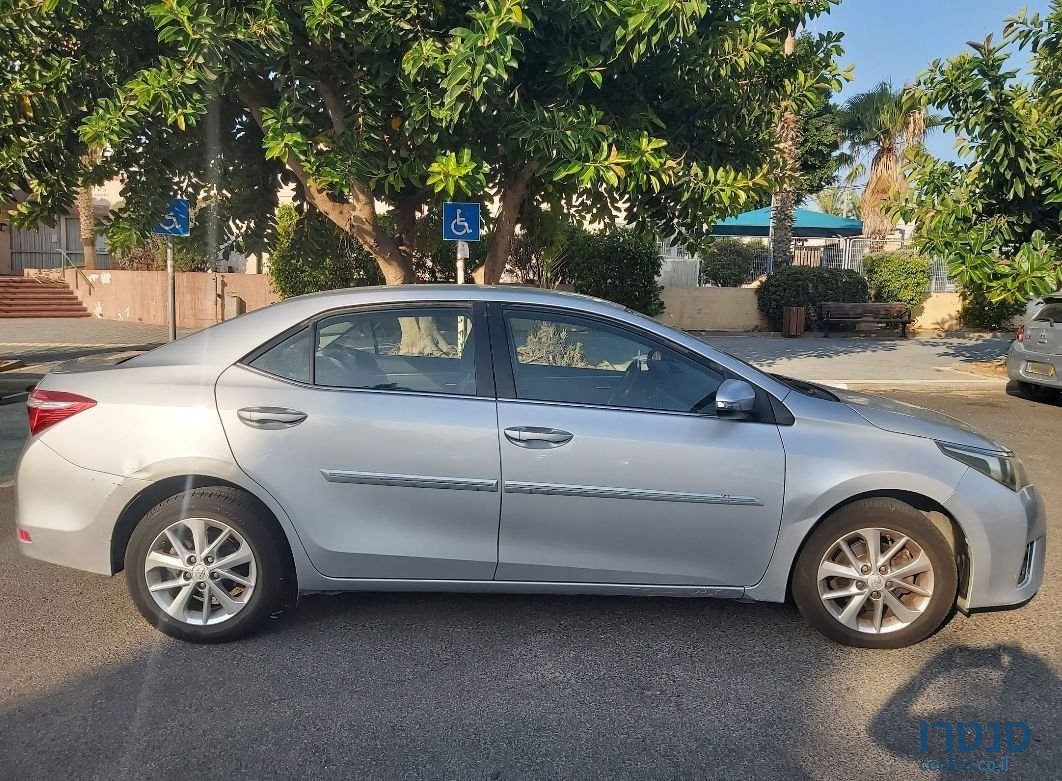 2013' Toyota Corolla טויוטה קורולה photo #2