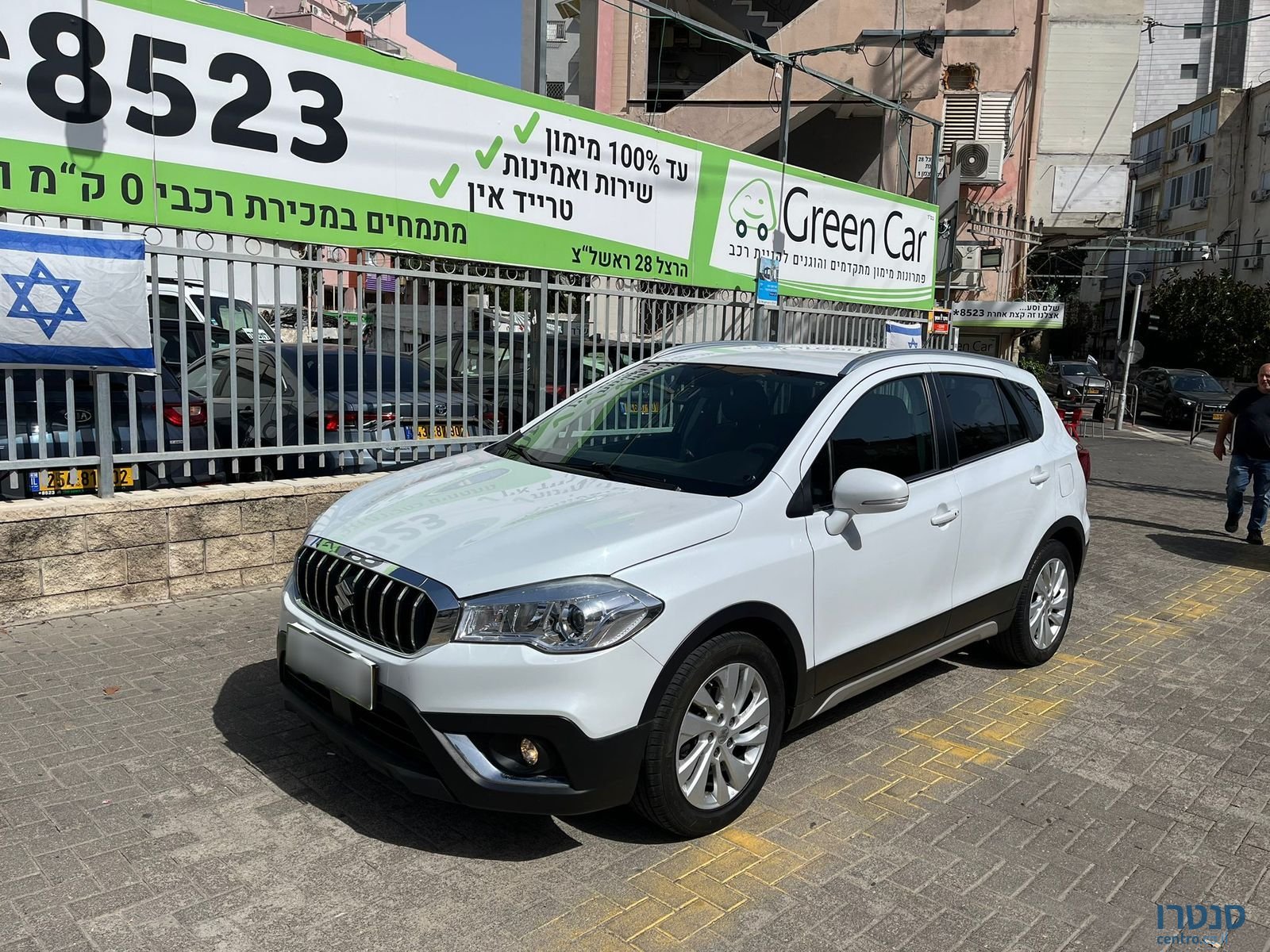 2019' Suzuki SX4 photo #1