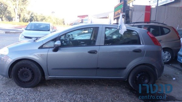 2007' Fiat Punto photo #1