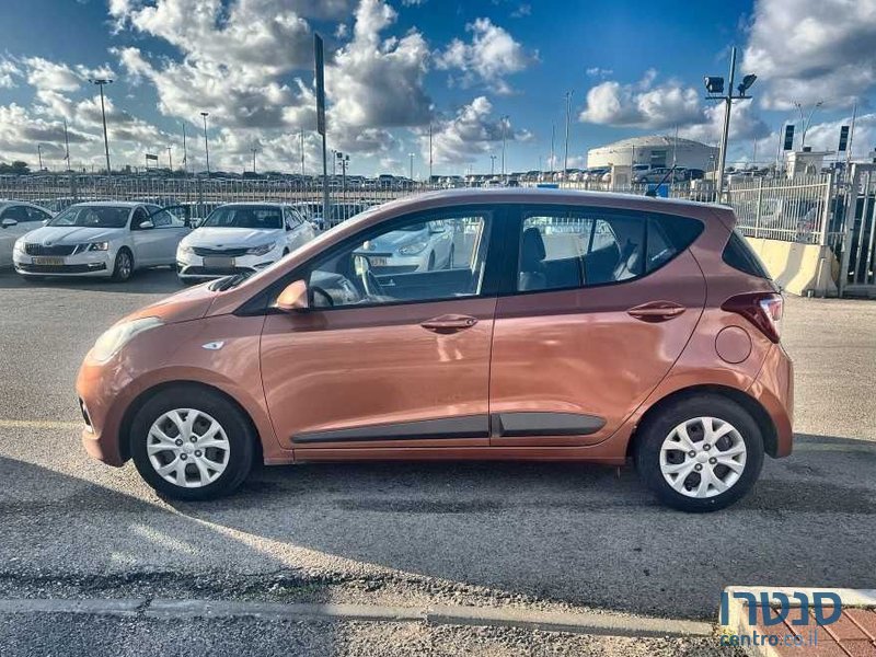 2014' Hyundai i10 יונדאי photo #4