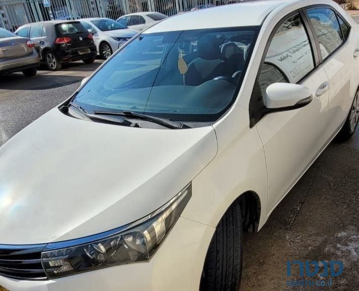 2013' Toyota Corolla טויוטה קורולה photo #2