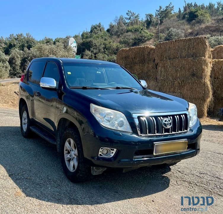 2011' Toyota Land Cruiser טויוטה לנד קרוזר photo #2