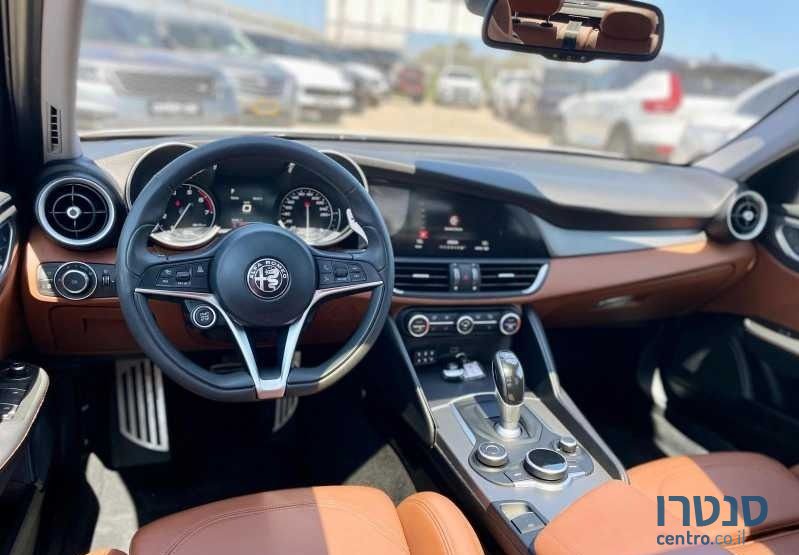 2020' Alfa Romeo Giulia אלפא רומיאו ג'וליה photo #6