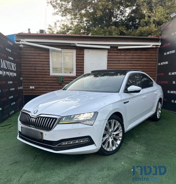 2020' Skoda Superb סקודה סופרב photo #3