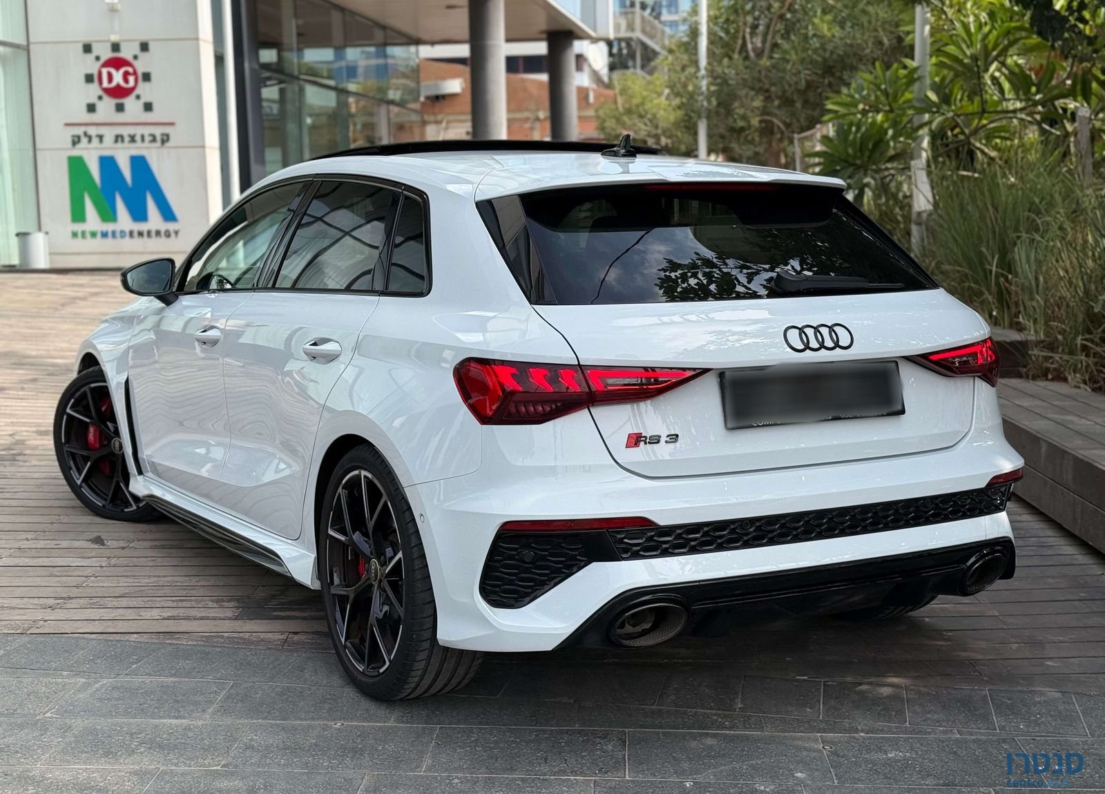 2023' Audi Rs 3 אאודי photo #1