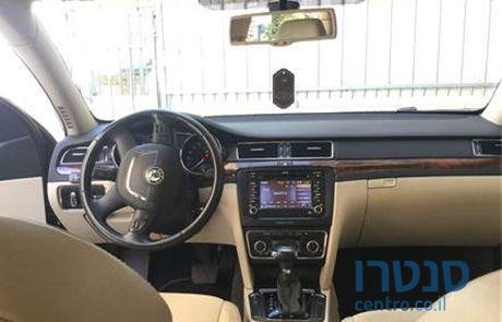 2012' Skoda Superb סקודה סופרב photo #3