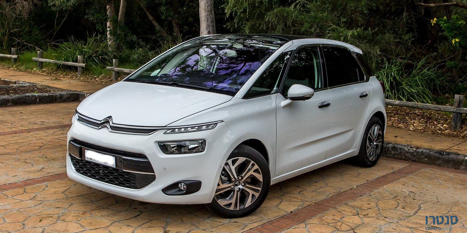 2019' Citroen C4 Picasso photo #1