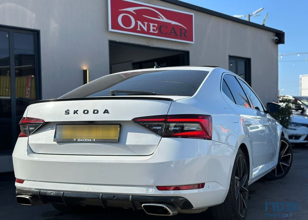 2022' Skoda Superb סקודה סופרב photo #2