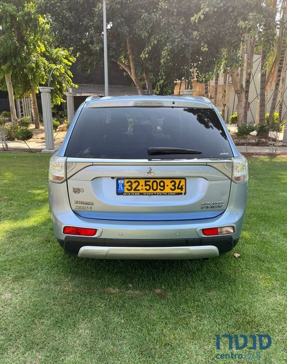 2015' Mitsubishi Outlander מיצובישי אאוטלנדר photo #3