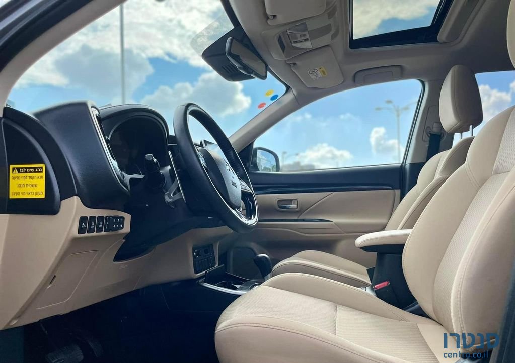 2019' Mitsubishi Outlander מיצובישי אאוטלנדר photo #5