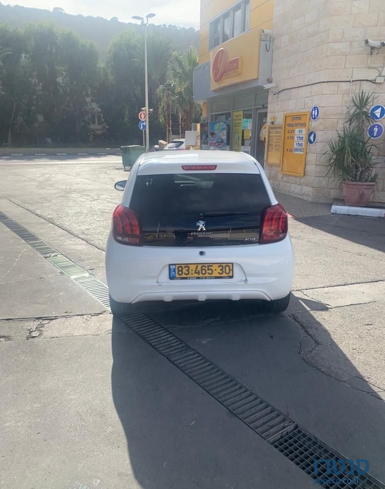 2015' Peugeot 108 פיג'ו photo #2