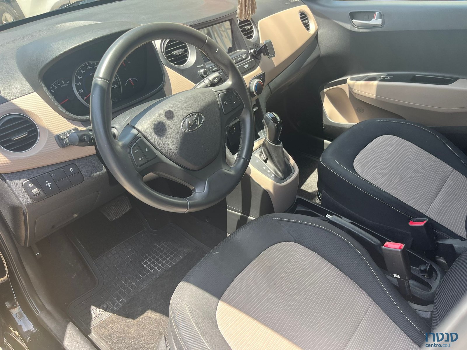 2019' Hyundai i10 photo #4