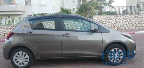 2017' Toyota Yaris טויוטה יאריס photo #4