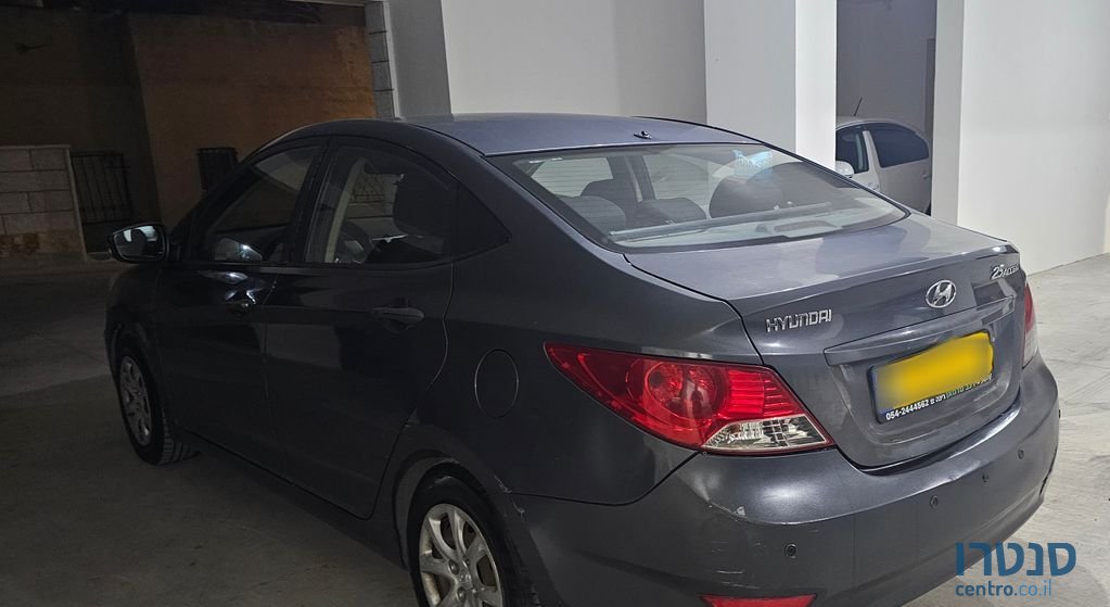 2013' Hyundai i25 יונדאי photo #3