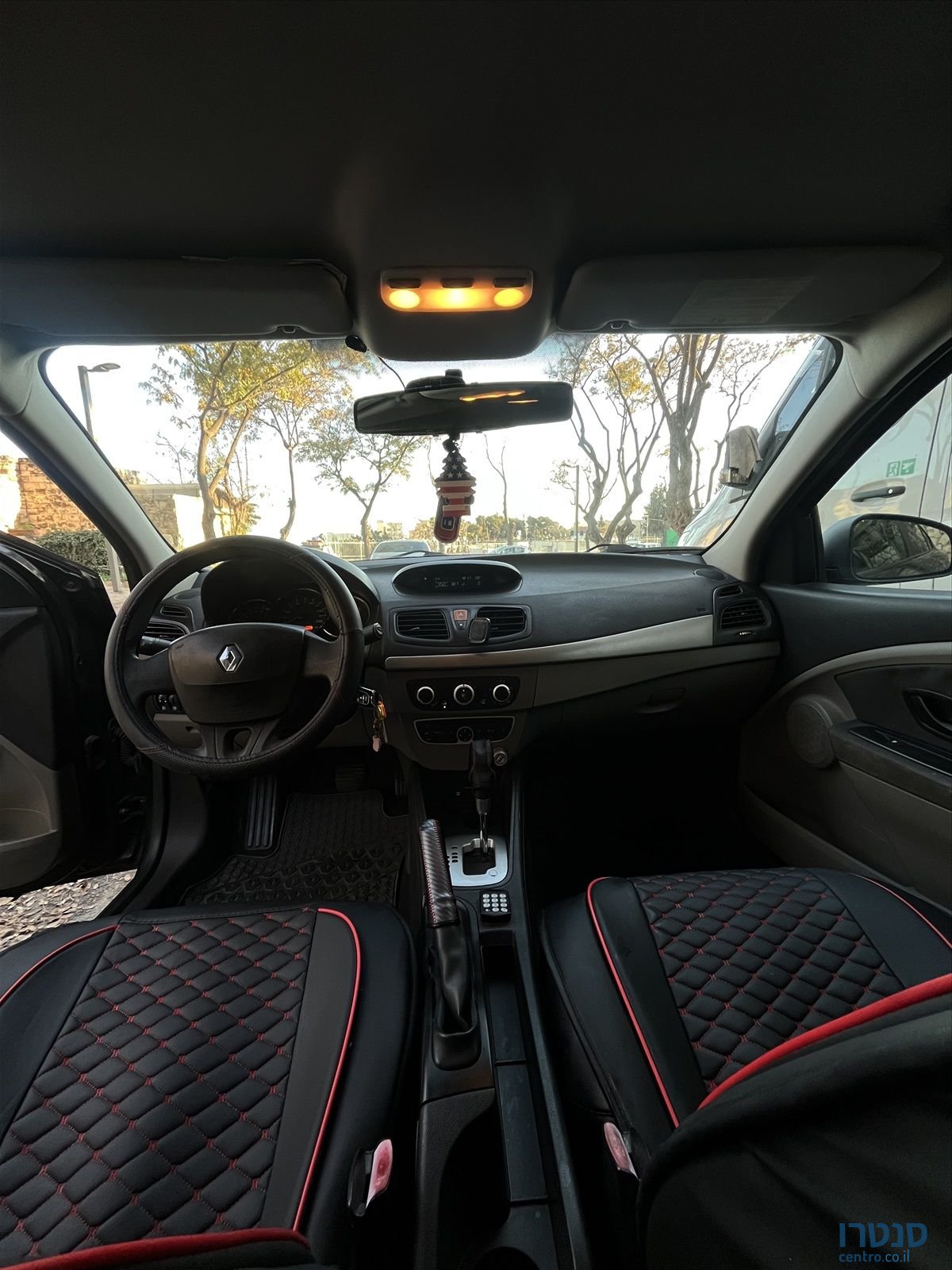 2010' Renault Fluence רנו פלואנס photo #2