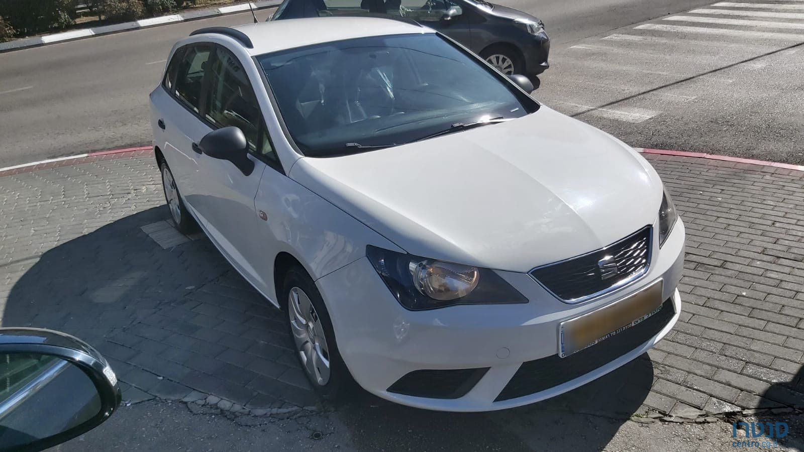 2016' SEAT Ibiza photo #3