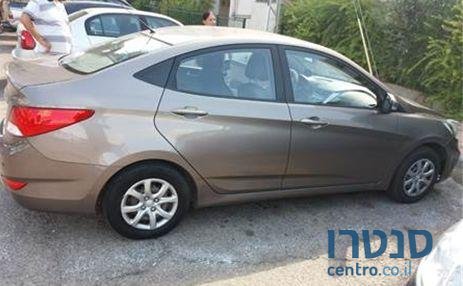 2013' Hyundai i25 i25 יונדאי photo #1
