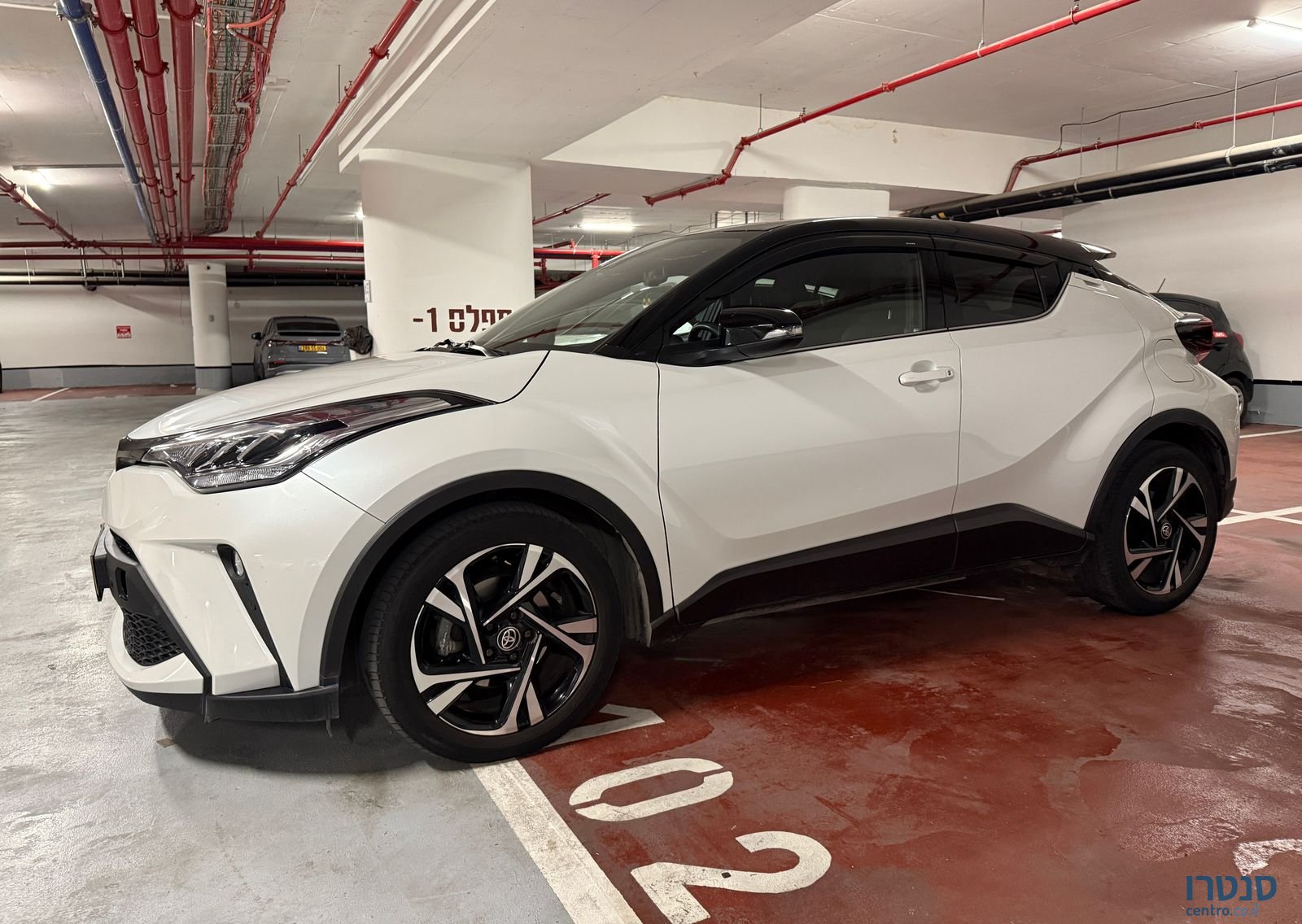 2022' Toyota C-HR טויוטה photo #4