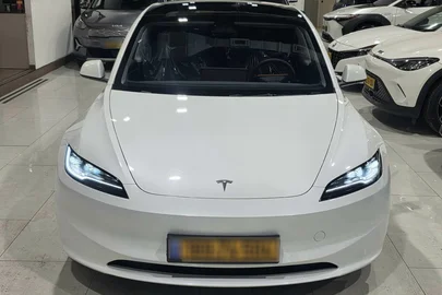 2025' Tesla Model 3